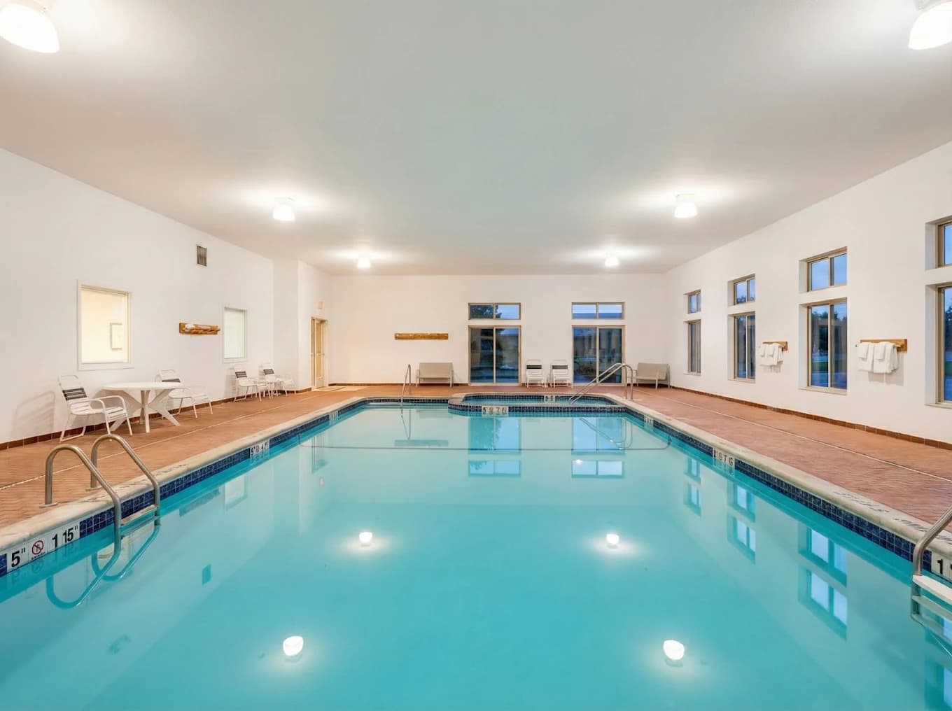 Pellston Lodge indoor pool